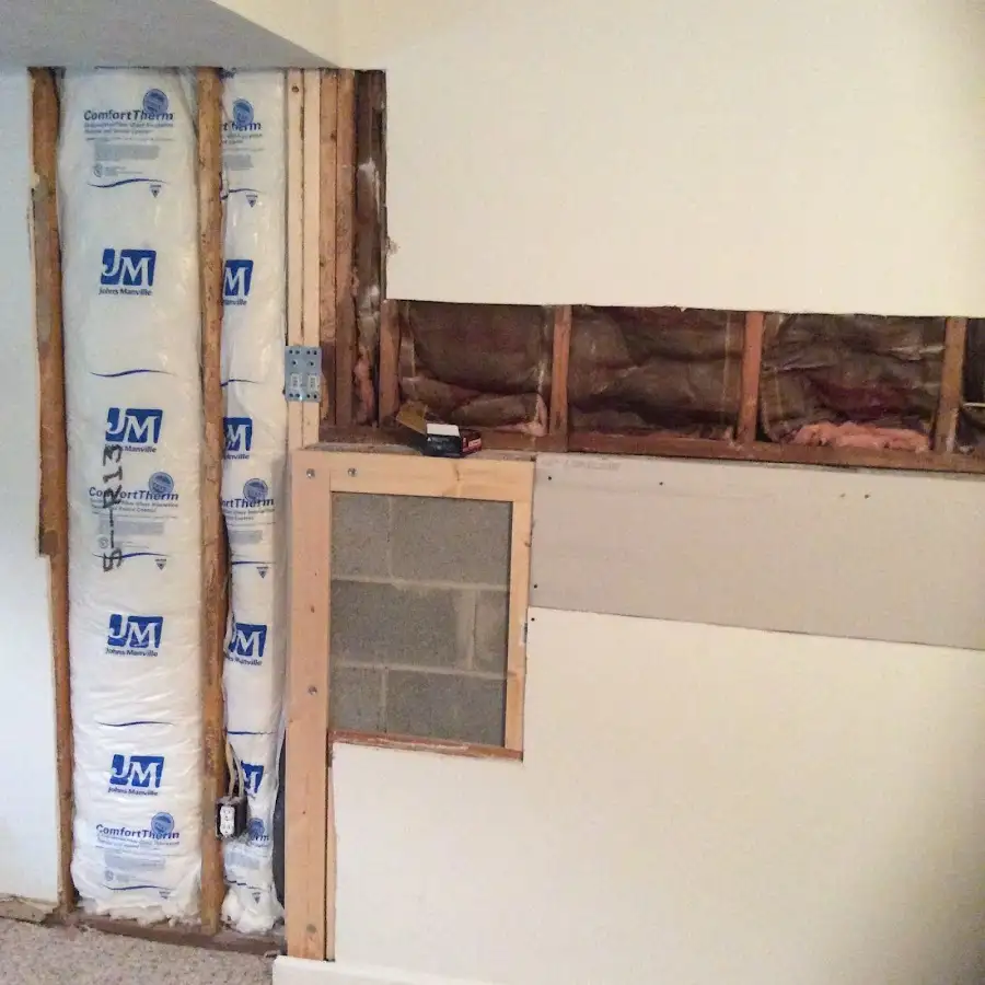 Wall insulation replacement during Structural Drying in West Chicago